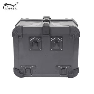 Boîte à bagages arrière universelle pour <span class=keywords><strong>moto</strong></span> 45L en plastique ABS rigide et durable - Product Image 2