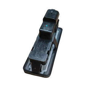 Commutateur de hayon de pièces automobiles OE 9676028380 6490R3 pour Peugeot 207 308 508 1007 3008 RCZ Citroen C2 <span class=keywords><strong>C4</strong></span> C5 C6 - Product Image 4