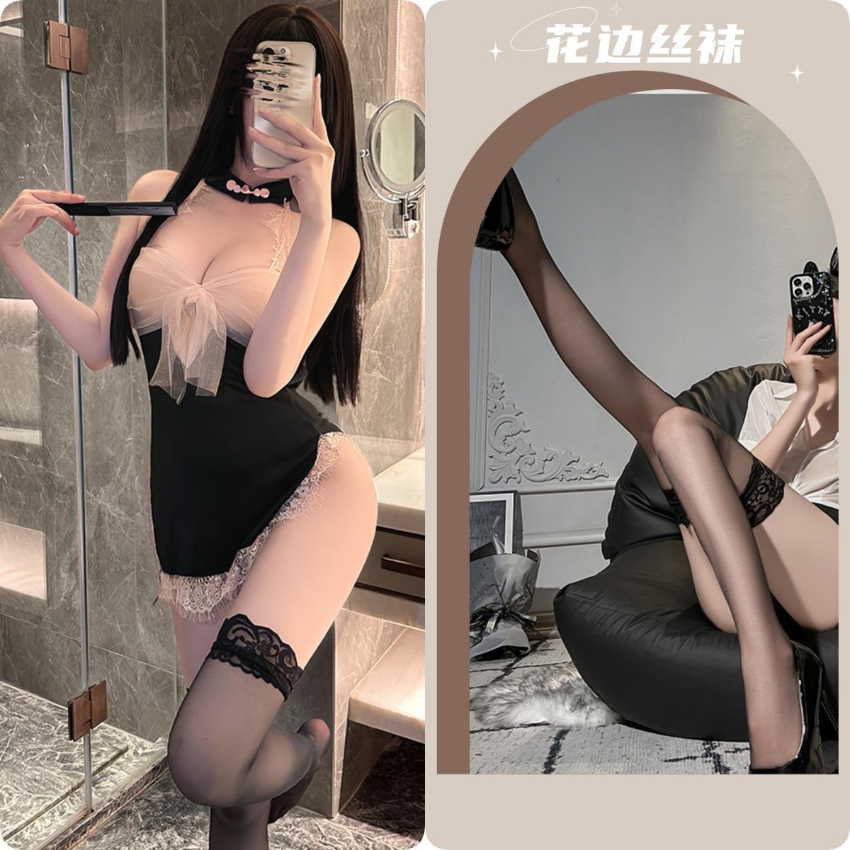 Black powder + black stockings