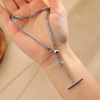 Yiwu Aceon Collier en acier inoxydable, design queue de renard, chaîne mode avec perles en caoutchouc réglables, style lariat