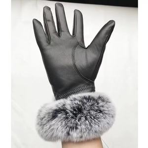 Usine vente en gros dames mode gants en cuir véritable avec poignets en <span class=keywords><strong>fourrure</strong></span> pour l'automne et l'hiver chaud lapin <span class=keywords><strong>fourrure</strong></span> mitaines femmes - Product Image 4