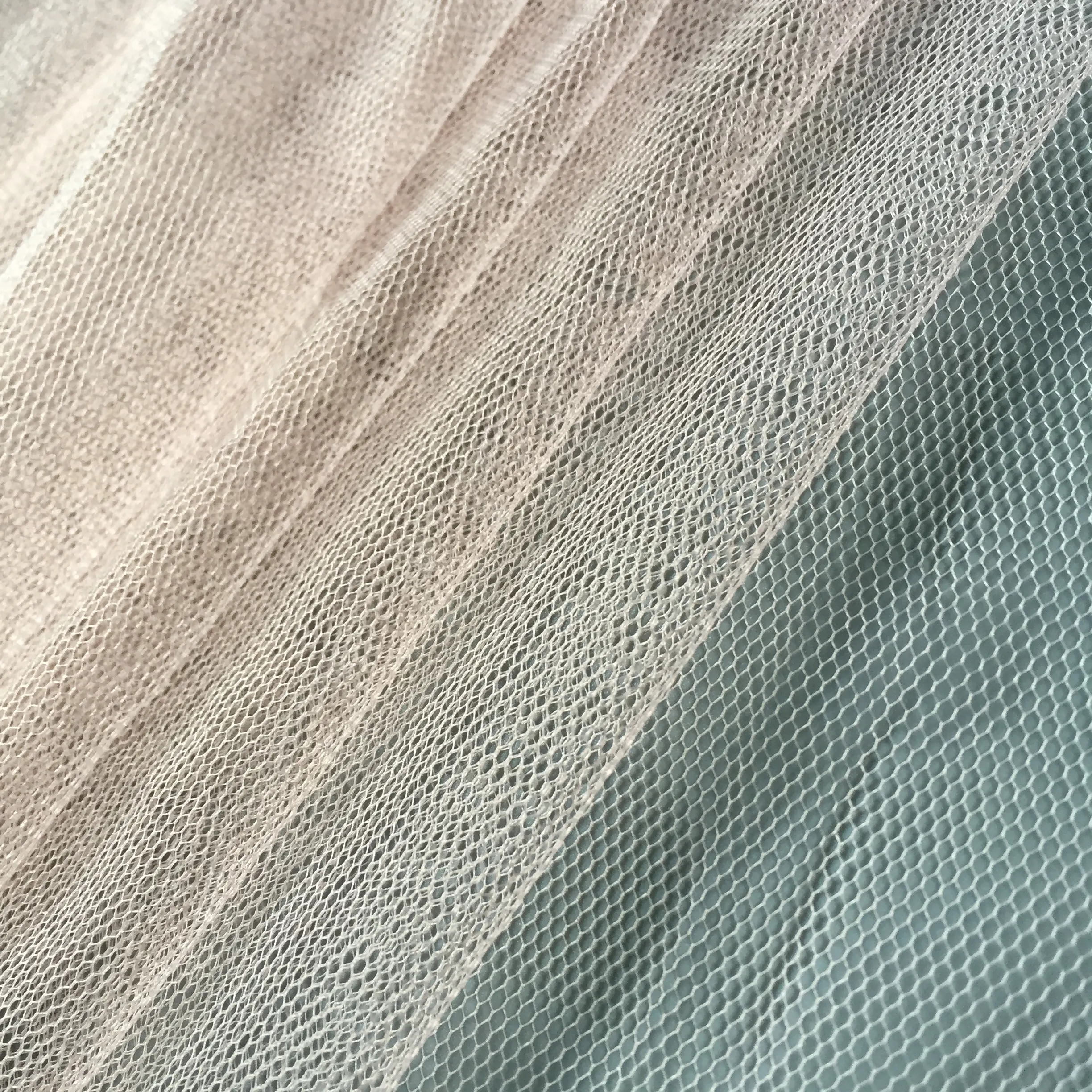 24A molte opzioni di colore tessuto di tulle tessuto di maglia