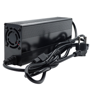 Conception gratuite pour <span class=keywords><strong>chargeur</strong></span> intelligent 12v <span class=keywords><strong>24v</strong></span> 36v 48v 60v 72v 84v <span class=keywords><strong>scooter</strong></span> vélo électrique batterie au lithium <span class=keywords><strong>chargeur</strong></span> de batterie au plomb - Product Image 1