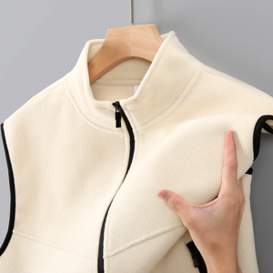 Chất Lượng Cao Biểu Tượng Tùy Chỉnh Người Đàn Ông Của Lông Cừu Vest Mỏng Phù Hợp Với Unisex Cực Lông Cừu Không Tay Áo Đầy Đủ Zip Săn Bắn Ngoài Trời Lông Cừu Vest - Product Image 2