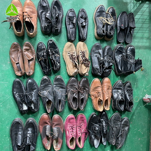 Scarpe in Pelle Usate da Uomo GRACER Direttamente dalla Fabbrica per Ufficio e Carriera Tutte le Stagioni Stili e Taglie Misti Ordine Minimo 25kg - Product Image 4