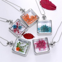 Kalung Liontin Locket Berliontin Kristal Bunga Ungu Asli Kering Persegi dengan Rantai Manik-Manik Paduan Seng Berlapis Emas Desain Baru