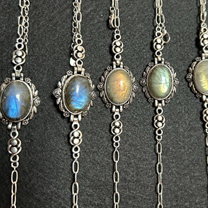 <span class=keywords><strong>Pulsera</strong></span> de Cristal para Mujer con Incrustaciones de Plata Tibetana Electrochapada y Feldespato Natural Gris Claro de Fábrica - Product Image 1