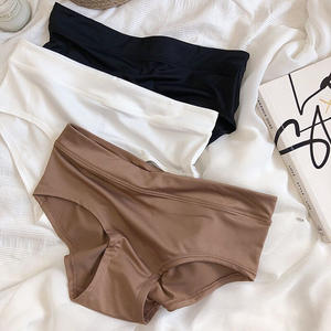 Braguitas de Mujer de Alta Calidad, Corte Láser, Seda de Hielo, Sin Costuras, Tanga Sólida, Bragas para Chicas - Product Image 1