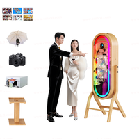 Photomaton professionnel en bois avec écran tactile de 21,5 pouces, miroir ovale de 55 pouces et support d'imprimante