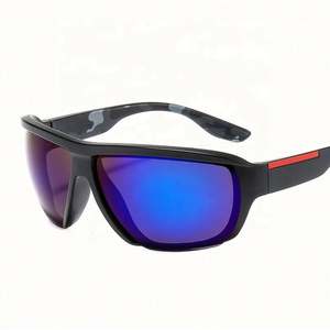 Lunettes de sport polarisées à la mode avec logo personnalisé, monture large, pour le cyclisme, protection solaire pour hommes et femmes - Product Image 4