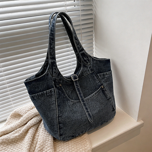 Bolso de Hombro Casual para Mujer, Bolso Ligero, Bolso de Compras a la Moda para Mujer, Diseño de Color Sólido con Material de Mezclilla Simple - Product Image 4