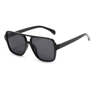 Nouvelles lunettes de soleil rétro tendance pour hommes et femmes, idéales pour le tourisme en plein air et la plage, protection UV, monture carrée à double barre - Product Image 1