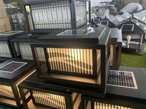 <span class=keywords><strong>Lampe</strong></span> de jardin LED solaire étanche IP65 avec batterie rechargeable pour clôture électrique et utilisation d'urgence - Product Image 4