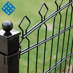 Fence/ Fence Wire Metal Square Round Tube Fencing Trellis Gates Steel Coated Wire Mesh Pvc Coated Small Garden Fence 10PCS