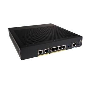Router de Servicios Integrados de 4 Puertos C921-4P ISR Serie 900 - Product Image 1