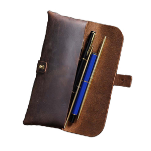 <span class=keywords><strong>Astuccio</strong></span> Vintage in Vera Pelle di Vacchetta per <span class=keywords><strong>Uomo</strong></span>, Portapenne per Scuola e Ufficio con Chiusura a Fibbia e Cinturino - Product Image 4