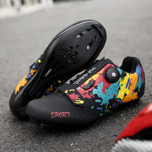 Chaussures de VTT professionnelles, coupe ajustée, dessus en cuir verni floral, rembourrage amovible, semelle rigide pour cyclisme sur route sans système de blocage - Product Image 3