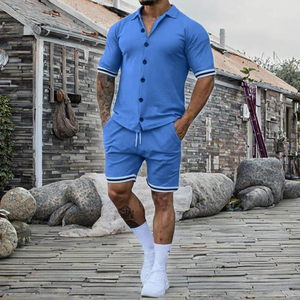 Ensemble de survêtement deux pièces pour homme, décontracté, été, manches courtes, chemise à boutons, short en tricot, couleur unie, motif imprimé, séchage rapide - Product Image 2