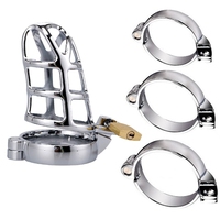 Venta caliente cinturón de castidad masculino SM Cock Ring Material de metal hueco de acero inoxidable Anillo para el pene Juguetes sexuales jaula para el pene Juguetes sexuales para hombres