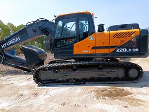 High Quality <b>Used</b> Hyundai 220LC-9S Crawler Excavator 20 Tons For Engineering And Construction <b>Industry</b> Competitive Prices - Product Image 6
