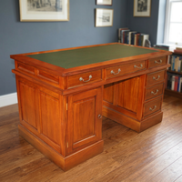 Petit bureau en bois d'acajou massif avec dessus en cuir vert Bureau partenaire fait main