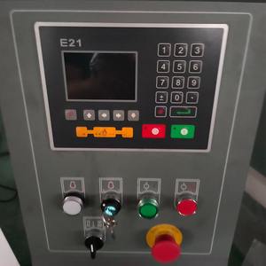 Presse plieuse chinoise BLMA 125T 160T <span class=keywords><strong>200T</strong></span> Presse plieuse NC Système E21 Machine hydraulique Prête à être expédiée sur le marché vietnamien - Product Image 4