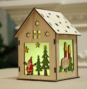 Albero di natale Incandescente Decorazioni Ciondolo Appeso Luce del LED Casa di Legno Per Gli Ornamenti di Festa di Nizza di Natale Regalo di Festival di Forniture - Product Image 4