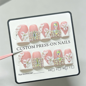 Faux ongles courts en acrylique épais faits à la main, à presser, avec strass 3D de luxe et motifs floraux, réutilisables - Product Image 6
