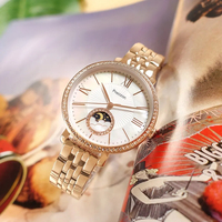 Montre-bracelet pour femme en acier inoxydable avec cadran en nacre et perles blanches, affichage des phases lunaires et sous-cadran en cristal, style mode et élégance