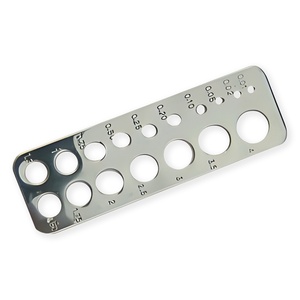 Plaque de mesure de diamants professionnelle Curio 35-560 personnalisable, 17 trous, en acier inoxydable, outil de gabarit pour la taille et le carat des pierres précieuses - Product Image 1