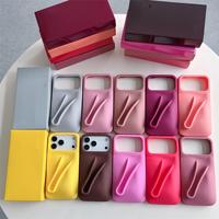 Coque de téléphone de marque tendance pour iPhone 16 12 13 14 15 11 Pro Max Plus 17, gris, avec support pour ruban et brillant à lèvres, en silicone