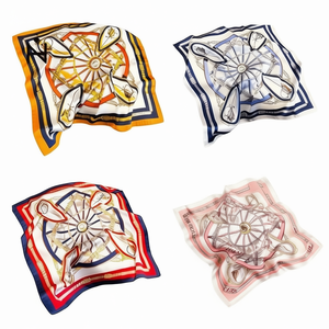 Pañuelo Cuadrado Angelina 70x70 cm, Estampado Moderno, Poliéster, Accesorio Femenino Multifuncional para las Cuatro Estaciones - Product Image 1