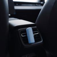 Diffuseur de parfum pour voiture SCENTA OEM/ODM, à clipser sur la grille d'aération, ultrasonique, certifié CE, couleur personnalisée, logo personnalisé, purificateur d'air pour voiture, pour la vente au détail et les boutiques de cadeaux