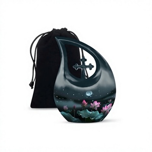 ดอกบัวสีชมพูสำหรับผู้ใหญ่โกศกางเขนขนาดใหญ่พร้อมถุงกำมะหยี่ - Product Image 1