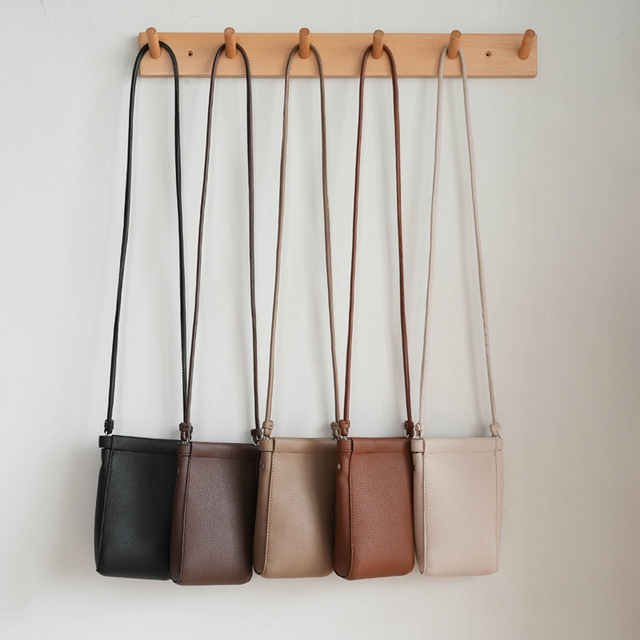 New Fashionable Small Women's PU Leather Vertical Mobile Phone Bag Women Lady Girl Shoulder Bag Simple Mini Crossbody Bag
