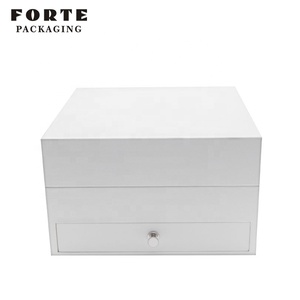 Forte Boite <span class=keywords><strong>A</strong></span> Bijoux Personnalisables Ring Box Flower Inside 'Jewelery' Box - Product Image 6