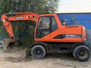 Excavadora de ruedas usada Doosan con 15 toneladas de capacidad, motor, bomba, componentes de núcleo, diseño de oruga a la venta - Product Image 4