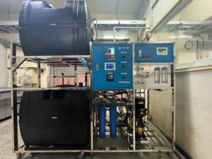 Purificateur d'eau RO + UF de qualité industrielle pour équipement de traitement de l'eau pour une utilisation en usine - Product Image 2