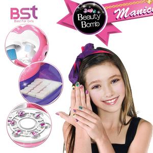 Juego <span class=keywords><strong>de</strong></span> belleza, certificado <span class=keywords><strong>de</strong></span> juego, juego <span class=keywords><strong>de</strong></span> <span class=keywords><strong>estudio</strong></span> <span class=keywords><strong>de</strong></span> arte <span class=keywords><strong>de</strong></span> <span class=keywords><strong>uñas</strong></span> lavable con seguridad <span class=keywords><strong>para</strong></span> niños, pegatinas <span class=keywords><strong>de</strong></span> Arte <span class=keywords><strong>de</strong></span> <span class=keywords><strong>uñas</strong></span>, juguetes <span class=keywords><strong>de</strong></span> maquillaje <span class=keywords><strong>para</strong></span> <span class=keywords><strong>niñas</strong></span> - Product Image 4