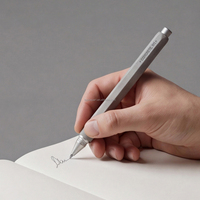 Stylo Signature Jueone Élégant en Métal et Béton Noir, Service de Personnalisation de Logo, Vente en Gros, Cadeau d'Entreprise, Vente Directe d'Usine