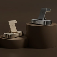 2026 Tech & Gadgets Utiles Simple 5-in-1 Opvouwbare Draadloze Oplaadstandaard met Muziekspeaker, Wekker, Nachtlampje