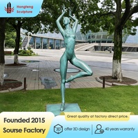 Sculpture d'art déco en métal sur mesure, grande taille, en bronze et laiton, statue de jardin, artisanat, sculpture extérieure, figure féminine humaine, MOQ1