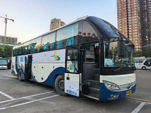二手豪华长途客车宇通6122 欧五 50座 柴油手动变速箱 欧五排放标准 - Product Image 3