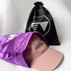 Sac à poussière en polyester de haute qualité avec logo personnalisé imprimé, cordon de serrage pour perruque, casquette de baseball, sac en satin de soie - Product Image 4