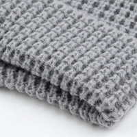 Casquette d'hiver en tricot gaufré personnalisée OEM ODM, bonnet uni pour femmes et hommes, garde vous au chaud
