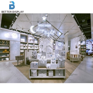 Étagères de présentation de vêtements pour bébés en bois personnalisables et élégantes avec éclairage LED pour les magasins pour enfants - Product Image 1