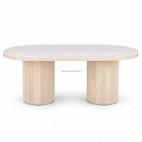 Table à manger ovale vintage française, finition blanchie, piédestal à double cannelure, table familiale en bois massif pour salle à manger et ferme