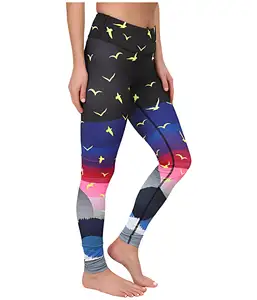 OEM personalizzato Allover varietà stampato piuma galassia Super morbido spazzolato Leggings 3D stampa donne elastico Sexy Leggins