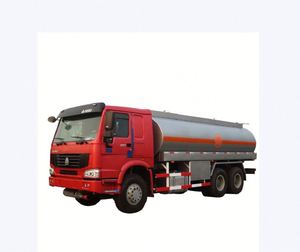 Camion-citerne Sinotruk HOWO 6X4 pour le transport de carburant diesel, camion-citerne à 10 roues - Product Image 4