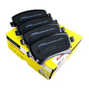 Plaquettes de frein arrière M1733 D1018 7E0698451 JZW698451K pour VW Multivan T5 <span class=keywords><strong>T6</strong></span> <span class=keywords><strong>Transporter</strong></span> T5 <span class=keywords><strong>T6</strong></span> Audi A6L Hongqi H7 Céramique Semi-Métallique - Product Image 1